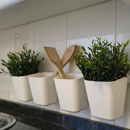 Martinez Rosalia Lejlighed